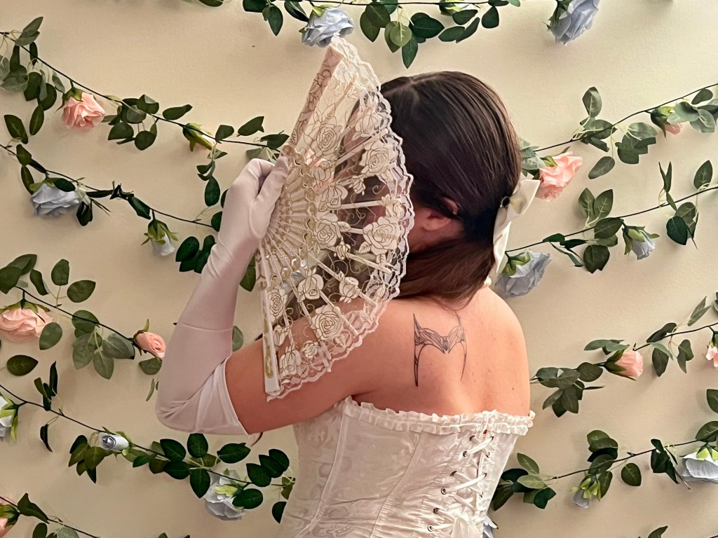 Cake & Lace: Dressing for a Marie Antoinette Birthday&nbsp;Party